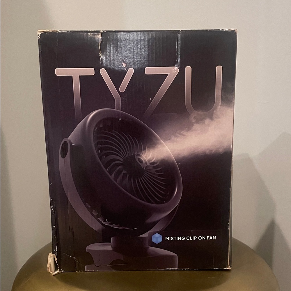 TYZU Misting Clip On Fan new